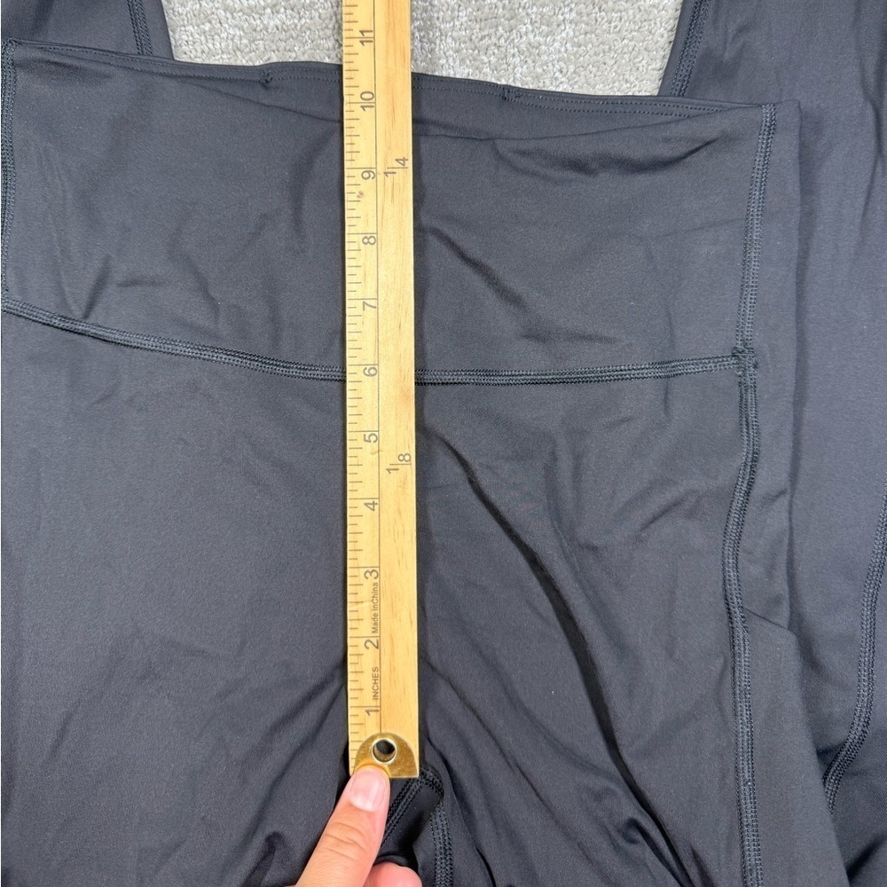 Athleta Ultimate Stash Pocket 7/8 tight Black Work Out Womens Size Small - Picture 4 of 6